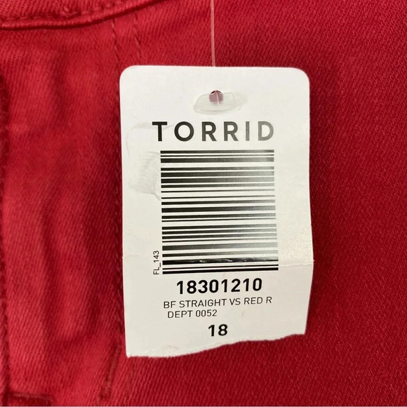 NWT Torrid Boyfriend Straight Vintage Stretch Mid-Rise Denim Jean Red Sz 18 R - Picture 5 of 16